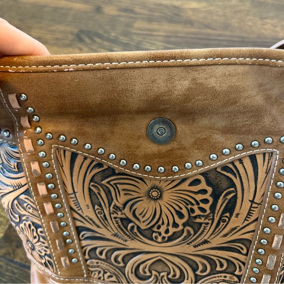 Trinity Ranch Montana West Brown Tooled Studded Design Western Crossbody Bag - Picture 5 of 14